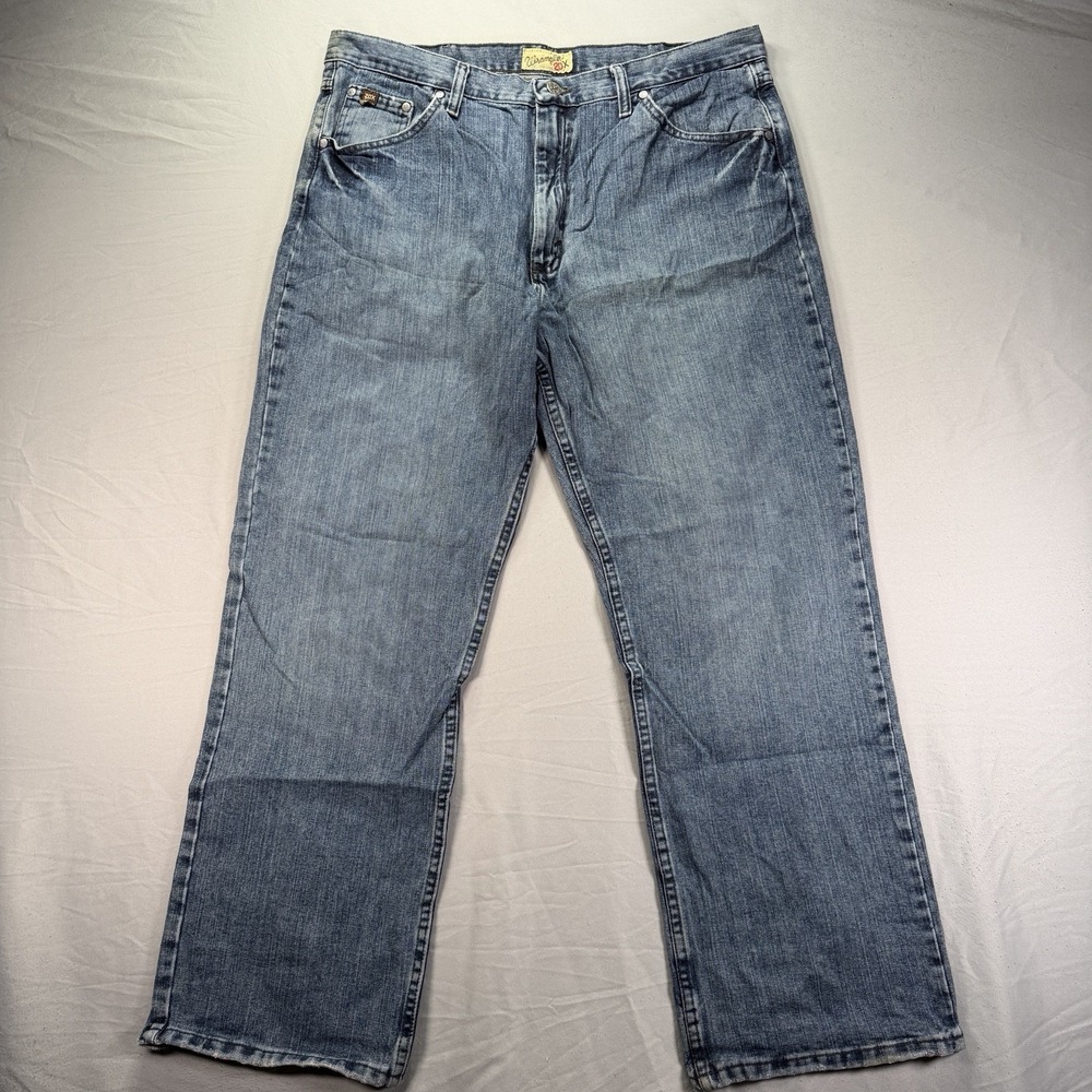 Wrangler 20X Jeans Mens 36x30 Medium Wash Denim Straight Let 5 Pocket Western